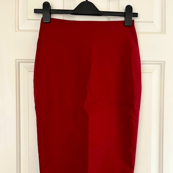 Simons Dresses & Skirts - SOLD 👠 Icone Simons Burgundy Pencil Skirt XS